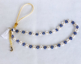 Personalized Daisy Beaded Phone Charm: Initial Phone Chain