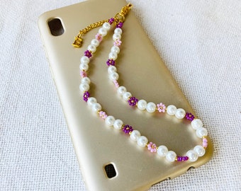 Personalized Beaded Phone Charm: Initial, Daisy Chain Phone Strap