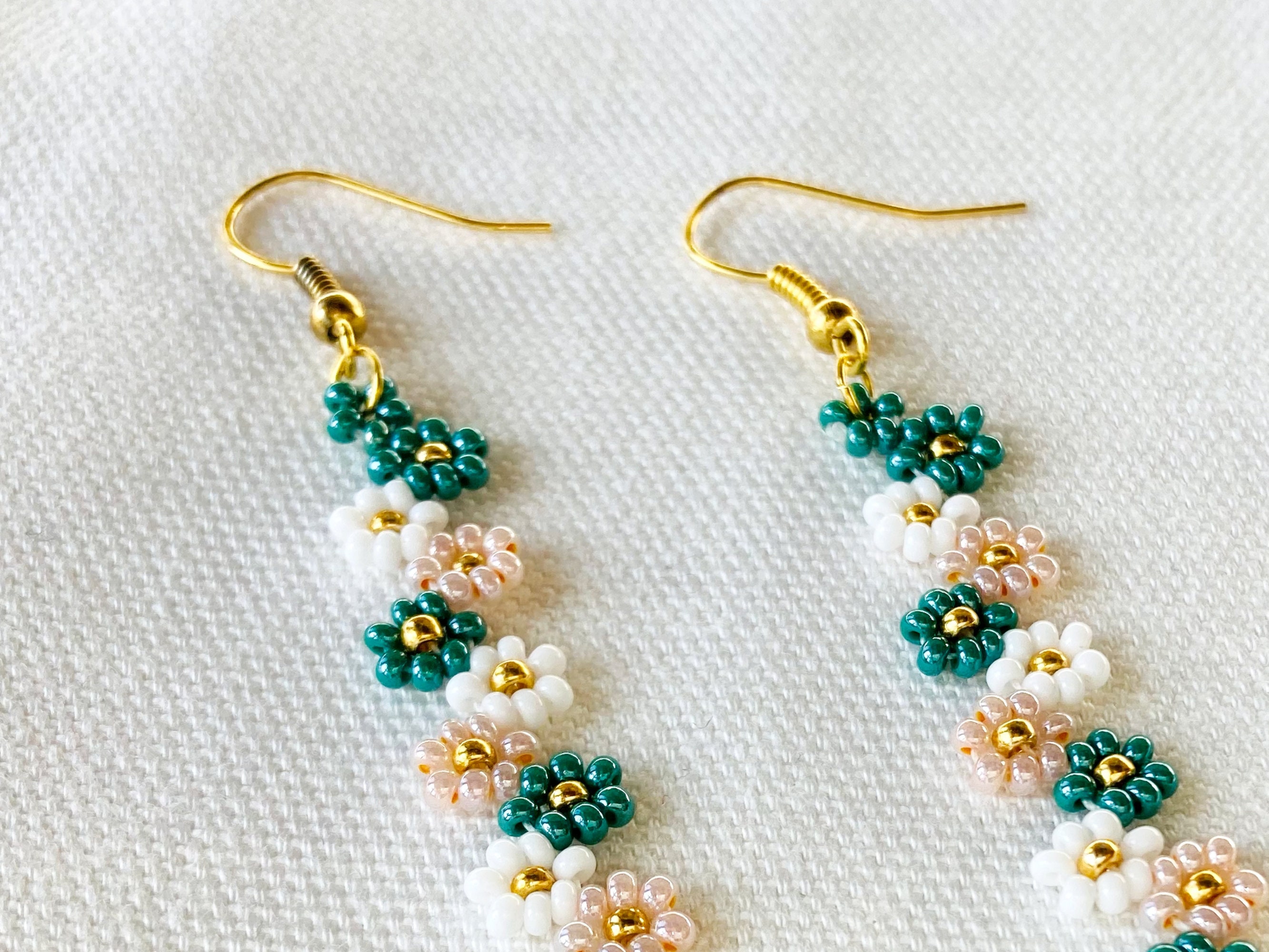Beaded Daisy Chain Earrings: Handmade Floral Dangle Jewelry
