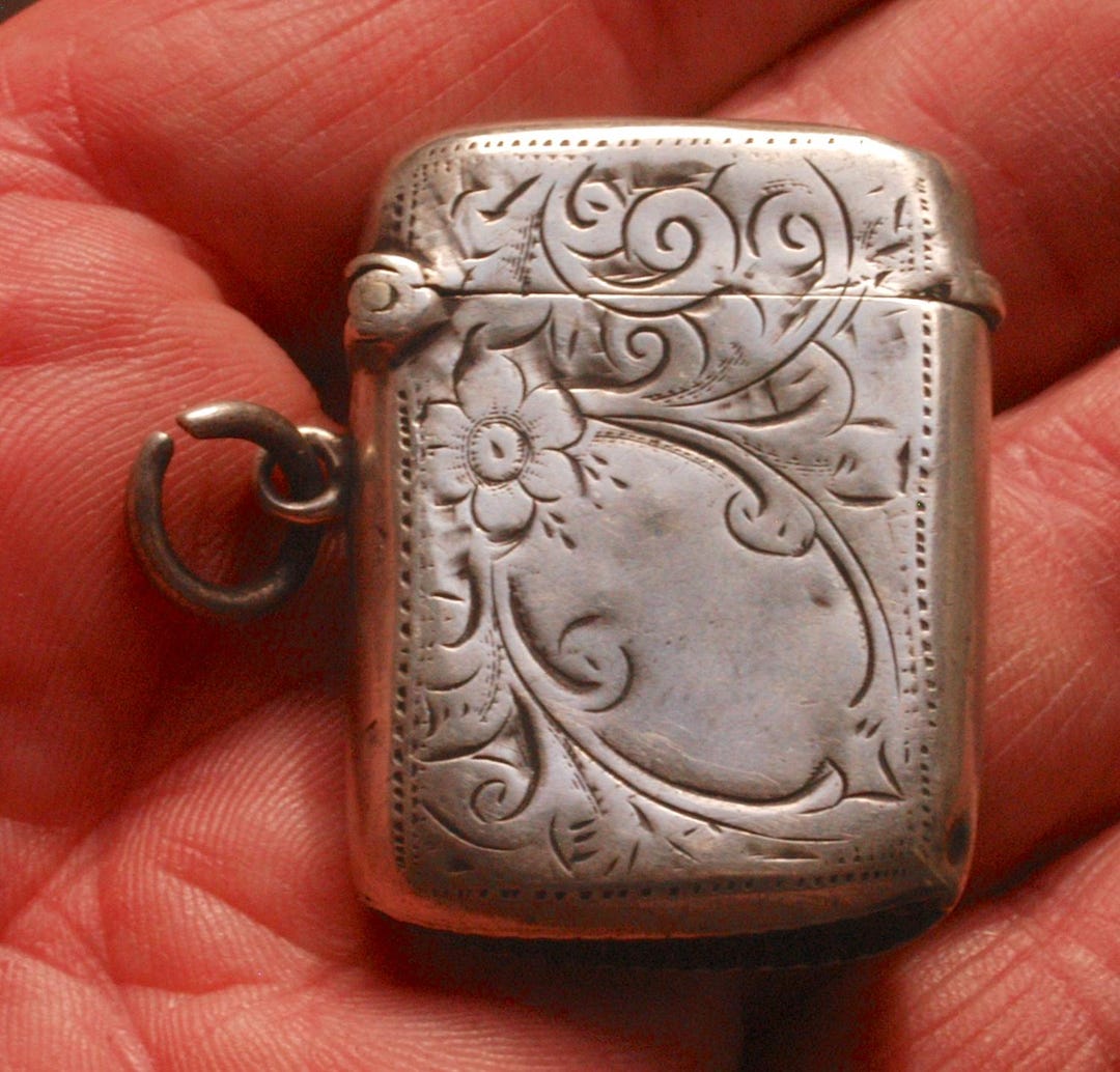 1907 Silver Small Vesta Case Birmingham, Nice Design No