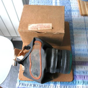 WW2 Home Front Civilian Boxed Gas Mask Devon interest Name etc