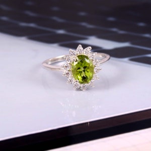 Natural Peridot Ring 925 Silver Ring Engagement wedding jewelry green gemstone Anniversary Birthday gift for Her