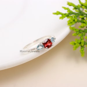 Granat Aquamarin Ring: Sterling Silber Geburtsstein Ring mit Kissenschliff