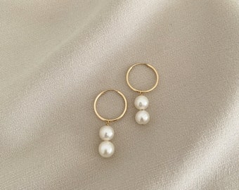 Pearl Hoop Earrings, 14K Gold Filled, Elegant Pearl Earrings, Pearl Earrings, Timeless Earrings, Minimalist Earrings, Gold Hoops