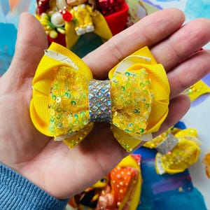 Moños de cabello para niñas, lazo de pelo disney, accesorios para el cabello, Hecho a mano, Girl hair bow accessories