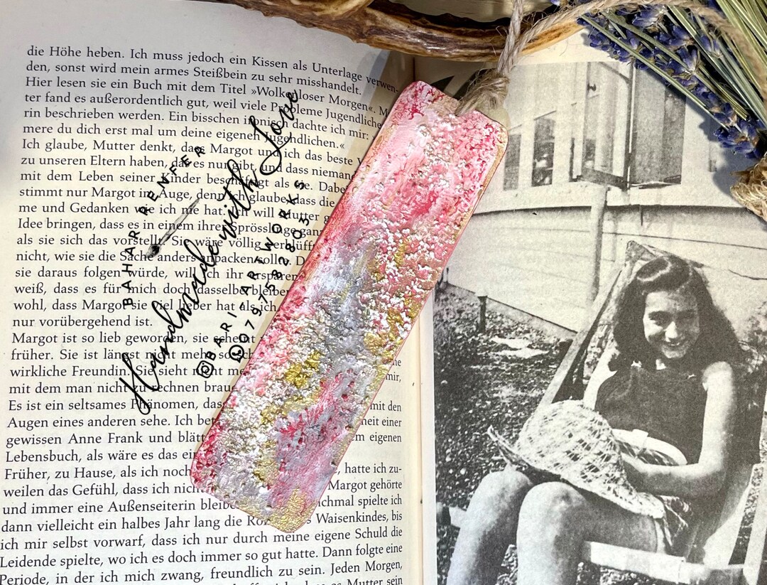 Modern Wooden Bookmark in Pink and Gold - Etsy