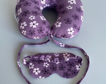 Travel neck pillow with sleep mask | Handmade travel set made of waffle jersey | Neck pillow with ties | Travel accessory