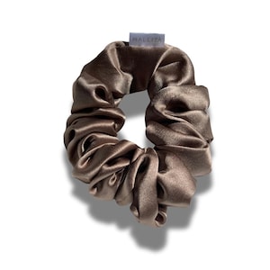 Large Silk Scrunchies - Latte