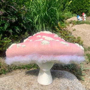 Pink Blush Mushroom Hat, 3D Spots, Paper mache-Amanita, Forest Faerie, Renaissance Faire, Festival, Cosplay, Toadstool, Elf, Cottage core