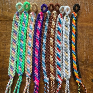 Handgefertigtes Bordered Stripes Freundschaftsarmband [Misc. Serie]