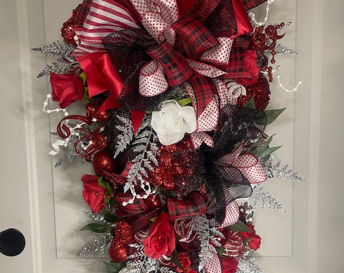 Valentines Day Swag, Valentine Door Swag, Valentines Front Door Swag, Valentines Day Door Swag, Valentines Decor, Valentine Swag,Door Decor