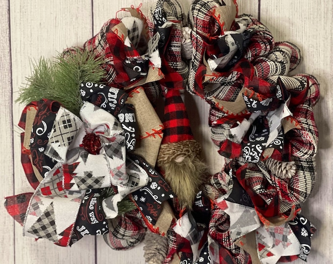 Christmas Wreath for Fornt Door, Christmas Wreath with Gnome, Christmas Winter Wreath With Bow, Christmas Decor, Gnome Christmas Wreath