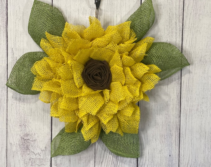 Sunflower Wreath, Burlap Sunflower Wreath, Farmhouse Sunflower Burlap Wreath, Farmhouse Wreath, Rustic Flower Wreath, Front Door Wreath