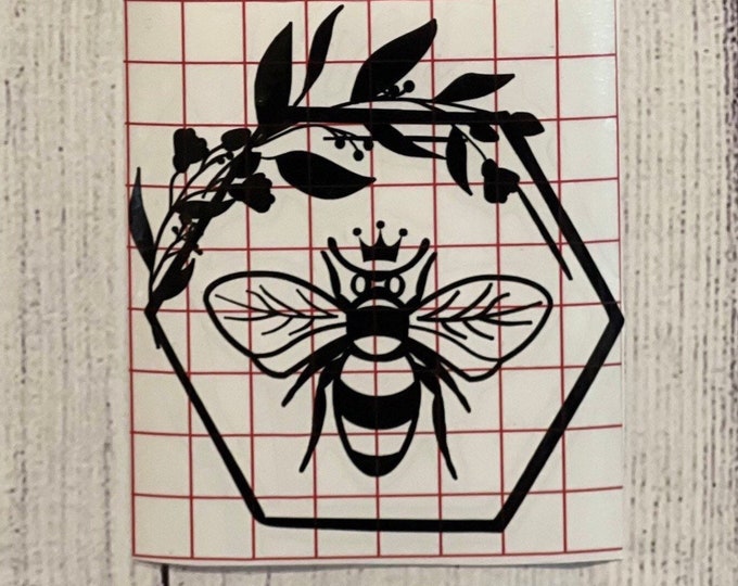 Bee Decal, Bee Vinyl Decal, Bee Decal Vinyl, Bee Decal Car, Bee Decal For Windows, Wreath Bee Decal, Bee Wreath Vinyl Decal, Car Decals