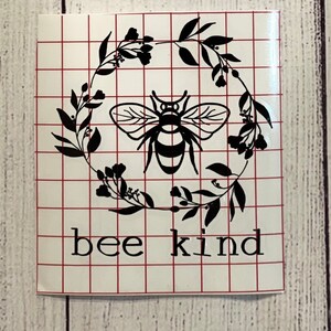 Bee Decal, Bee Vinyl Decal, Bee Decal Vinyl, Bee Decal Car, Bee Decal For Windows, Wreath Bee Decal, Bee Wreath Vinyl Decal, Car Decals