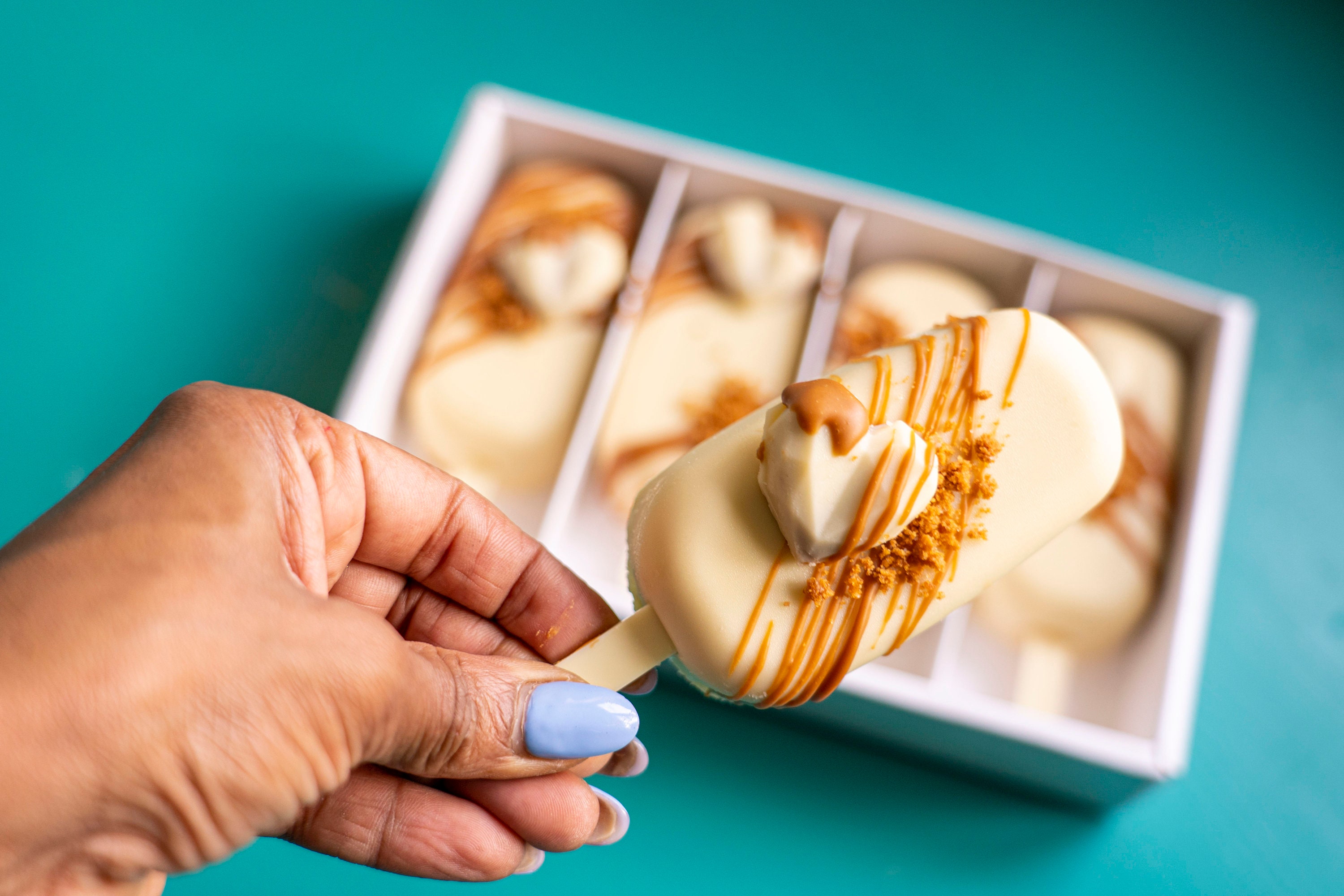 Vegan Lotus Biscoff Cakesicles Hamper Small Gift Etsy UK