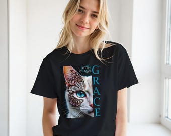 Camiseta Grace With Claws Cat / Camiseta estampada de algodón suave (lista para impresión DTG)