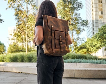 Vintage Leather Backpack - Perfect Gift for Him/Her, 15.6" Laptop Space, Hand-Stitched, Magnetic Closure - Travel-Friendly