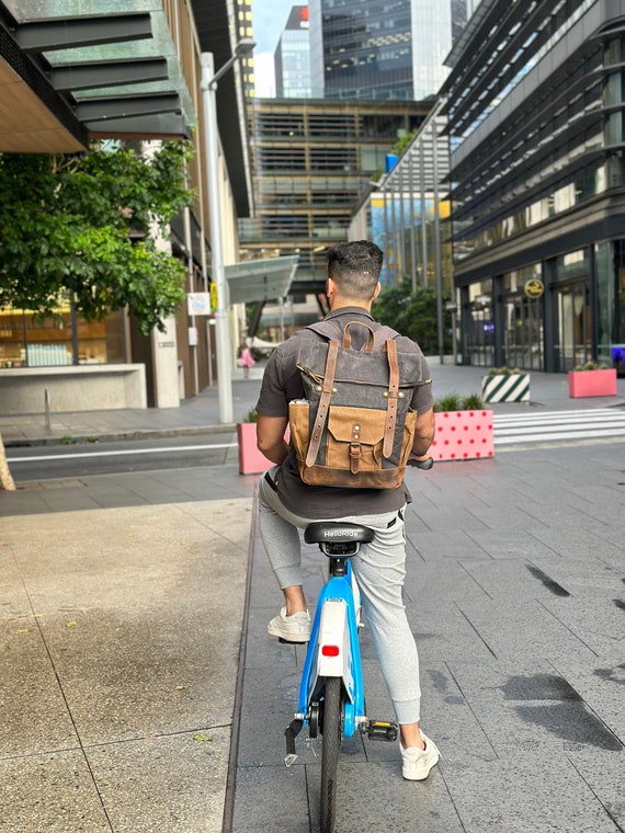 Vintage Canvas Laptop Backpack: Crazy Horse Leather Rucksack