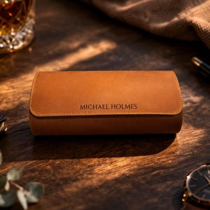 Full-Grain Leather Watch Roll: Travel Watch Case for Men Light Brown