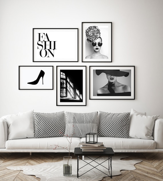 Set of 4 fashion inspired posters watercolor Black and white, with a hint  of color. wall art, above bed…
