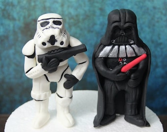Figuras comestibles para decoración de pasteles inspiradas en Darth Vader y Storm-trooper