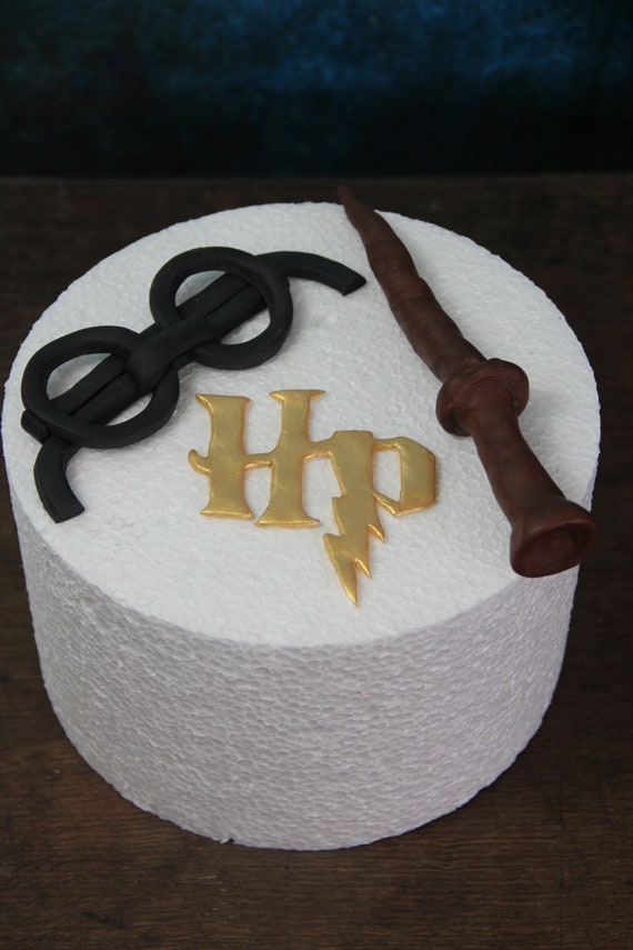 16+ Harry Potter Cake Topper