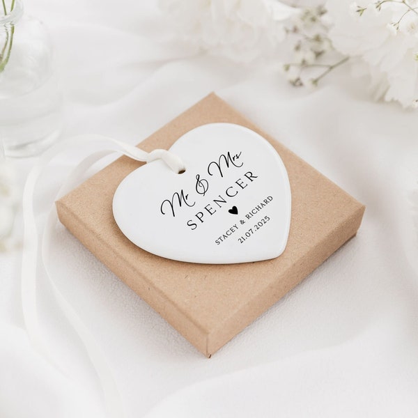 Wedding Gift | Just Married Ceramic Hanging Keepsake | Personalised Wedding Date Ornament | Newly Married Couple Gift