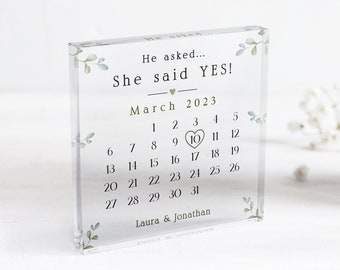 Engagement Gift | She Said Yes Date Keepsake | Fiance Gift | Fiancee Gift | Personalised Engagement Gift | Newly Engaged Couple Gift