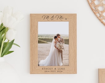Wedding Gift | Mr & Mrs Wedding Photo Frame | Just Married Keepsake Frame | Personalised Wedding Gift | Newly Married Couple Gift