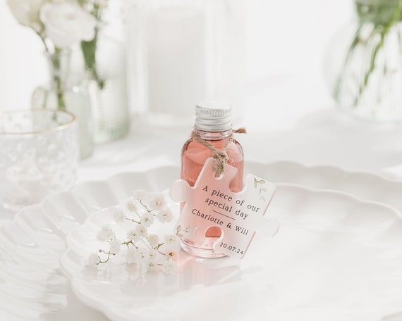 Wedding Favours | Jigsaw Table Confetti Keepsake | Wedding Guest Gifts | Eucalyptus Wedding Table Decor | Mr & Mrs Wedding Favour Decor