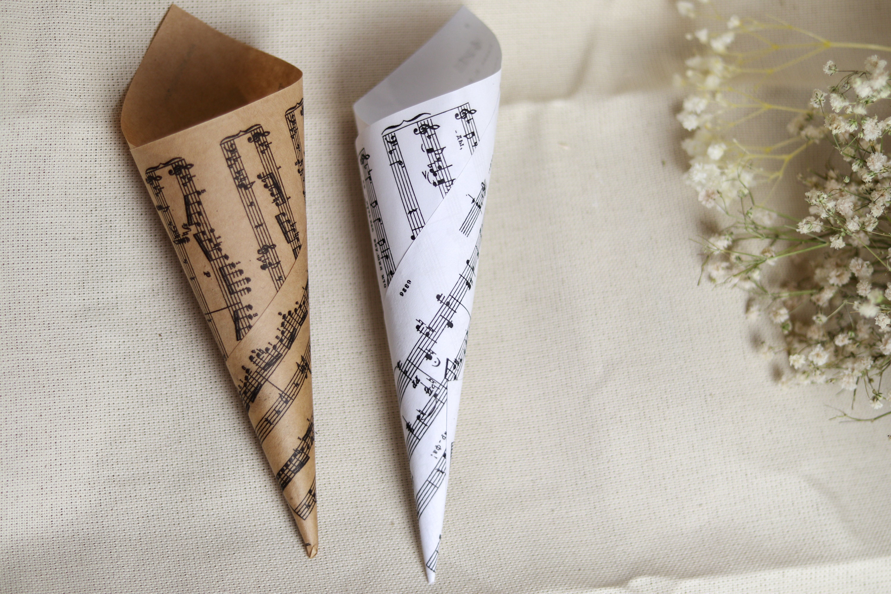 Sheet Music Confetti Cones for Wedding,paper Petal Cones.wedding Cones