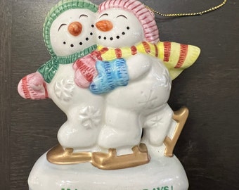 Fitz & Floyd Classics Happy Holidays Handcrafted Snowman Ornament