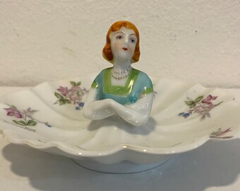 Vinatge Ucagco Occupioed Japan Lady Trinket Dish (Green/Blue Top)