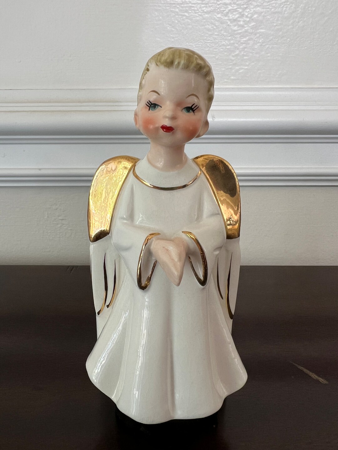 Vintage Christmas Ucagco Choir Boy Angel Ceramic Wall Pocket/planter