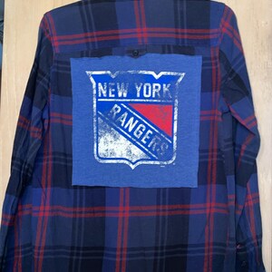NY Rangers hockey graphic tee back patch  flannel. Unisex Medium