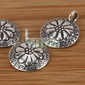 HIZE SC119 Thai Karen Hill Tribe Silver Blooming Daisy Flower Disc Round Charms 13mm (4)