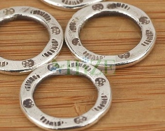 HIZE SB722 Thai Karen Hill Tribe Silver Tribal Imprint Ring Link Connector Finding Beads 15mm (4)