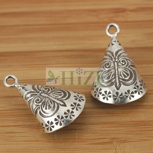 HIZE SC024 Thai Karen Hill Tribe Silver Tribal Imprint Butterfly Cone Charms 18mm (2)