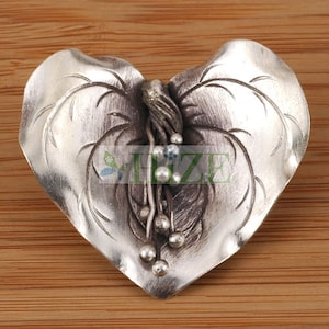 HIZE SF157 Thai Karen Hill Tribe Silver Flamingo Flower Vine Orchid Focal Pendant 36mm