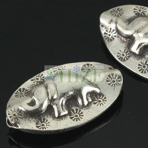 HIZE SB182 Thai Karen Hill Tribe Silver Tribal Elephant Oval Focal Beads 13mm (2)