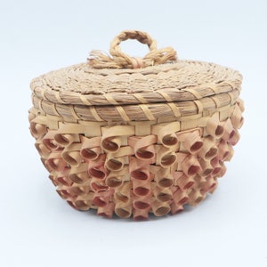 Unusual Old Penobscot Indian Ash Sweetgrass Sewing Basket w Pincushion  Insert