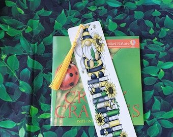 Bee Bookmark Gift, Teacher Gifts, Personalised Bee Gnome Gonk Bookmark, Birthday Party Gift, Metal Bookmark with Tassel, Stocking Filler