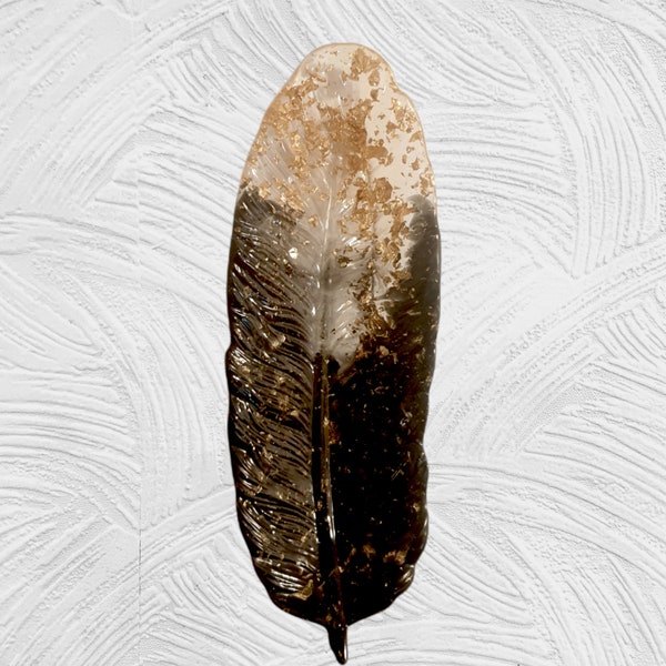 Plateau Plume design : noir et transparent parsemé de feuilles d'or