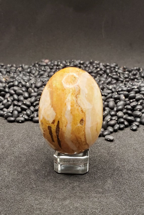 Hand Carved Onyx Egg 168g Crystal Egg Crystal Decor Etsy