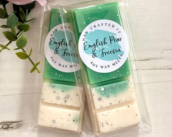 English Pear & Freesia wax melts. Strong wax melts. Highly fragranced, highly scented wax melt. Snap Bars. Home fragrances