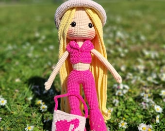 Crochet Barbie Doll: Handmade Pink Outfit Amigurumi