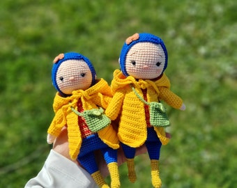Amigurumi Caroline Doll plus gift keychain, Caroline Crochet doll, handmade gift, Amigurumi doll, mother's day gift