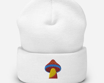 Gorro de tricô unissex com bordado de cogumelos e estampa colorida.