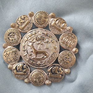 Vintage French round silver  brooch, regional Brittany  or Breton  jewelry KELT  from ParisVintageAntique.